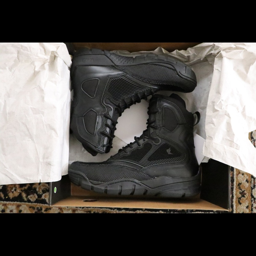 Men’s Shoes